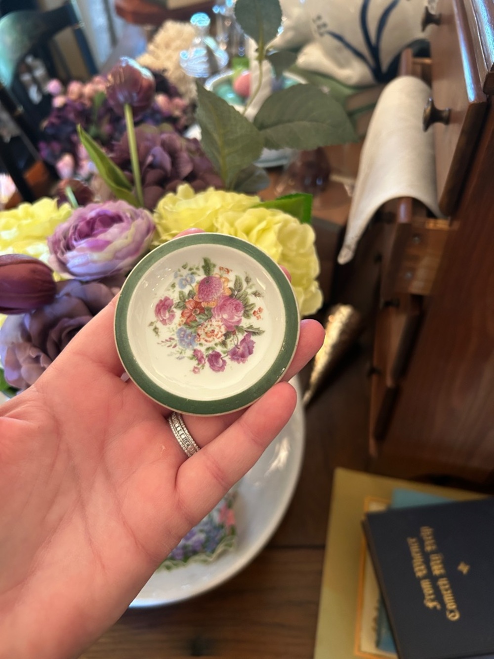 Vintage Limoges Chunky White Floral Butter Pat - Picture 2 of 7